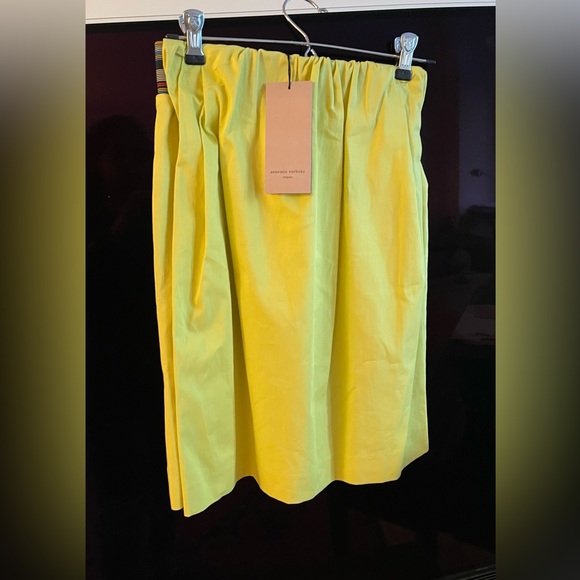 Annemie Verbex- chartreuse skirt - Picture 1 of 3